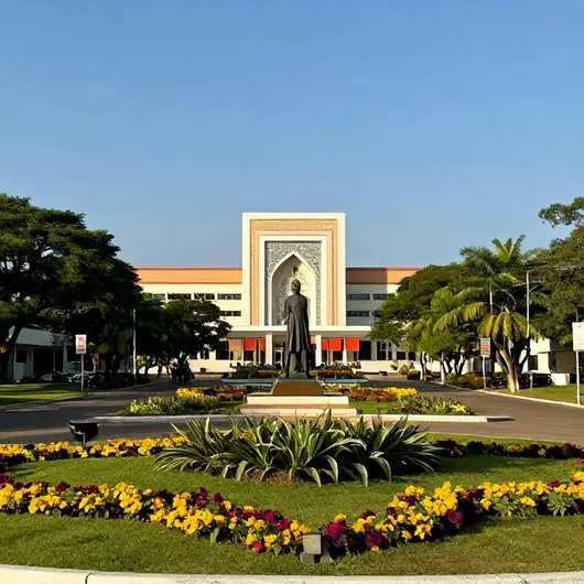 Descubra a Praça de Omã